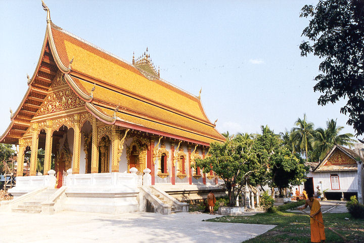 Minimize Luang Prabang
